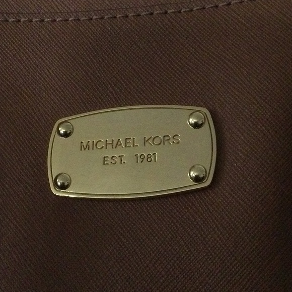 Michael Kors - Picture 2 of 8